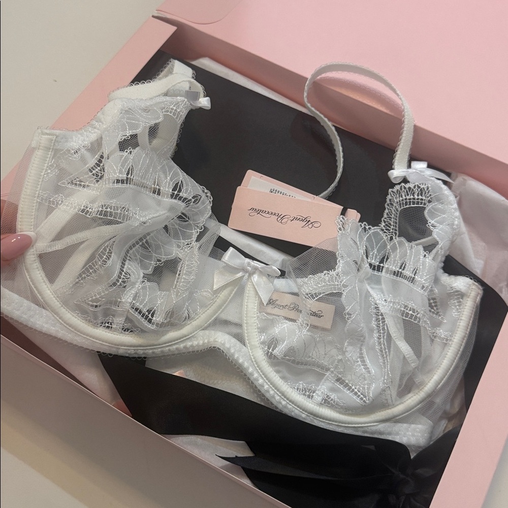 Agent Provocateur White Lace Bra